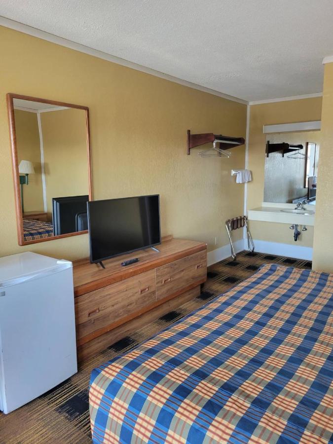 קודאק Smokies Inn - New Linens & Ultrafast Wifi - Friendliest Hospitality Guaranteed! מראה חיצוני תמונה